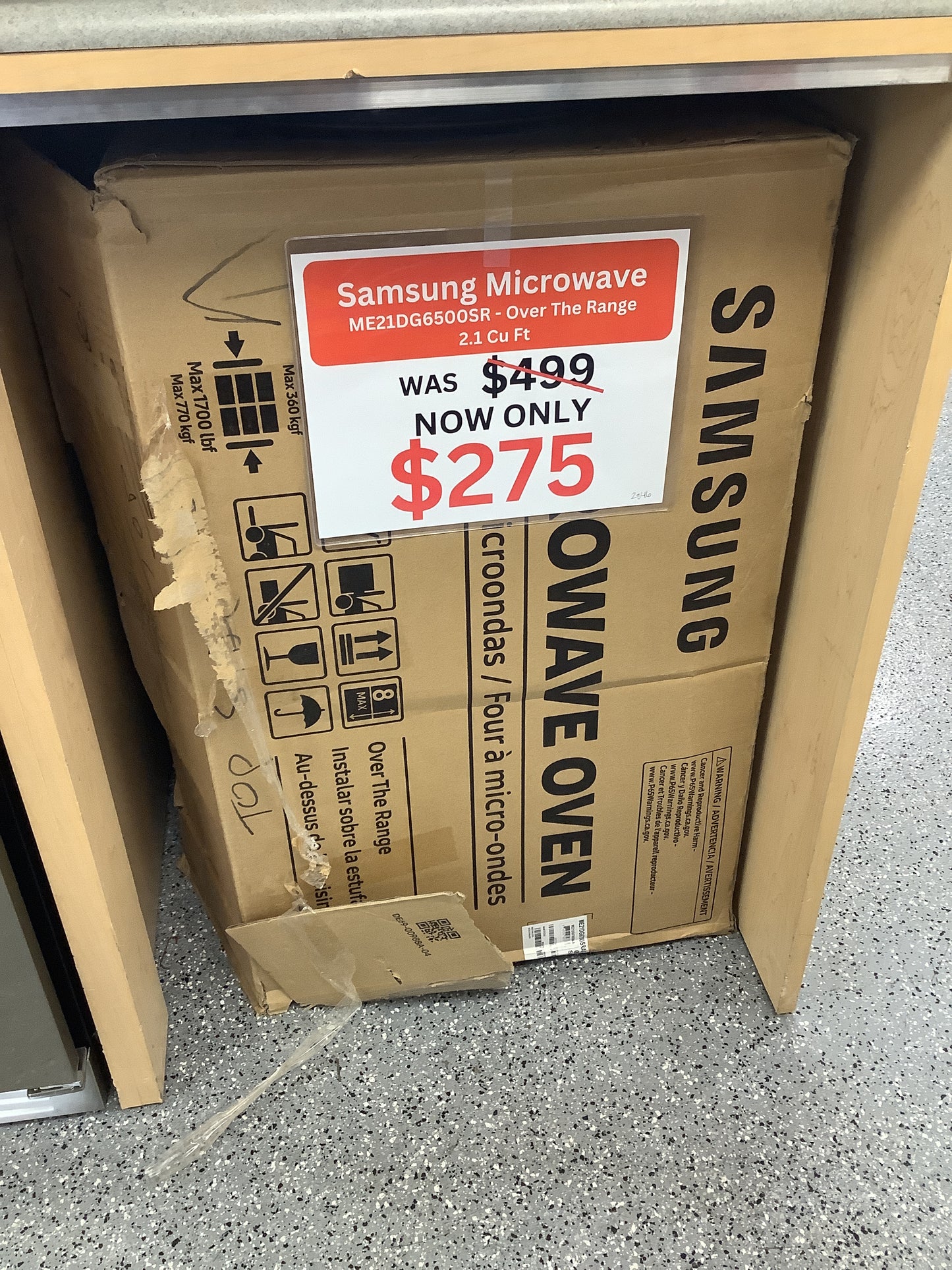 Samsung - Bespoke 2.1 Cu. Ft. Over-the-Range Microwave with Sensor Cooking and Edge to Edge Glass Display - Stainless Steel