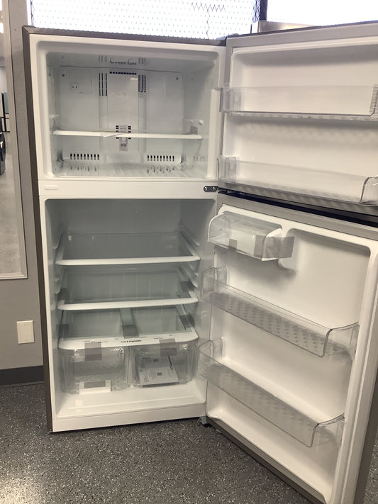 LG 20.2-cu ft Top-Freezer Refrigerator (Stainless Steel)