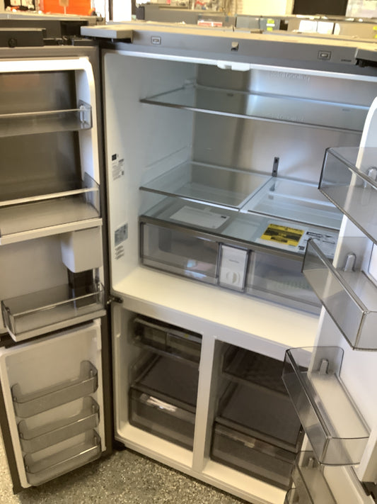 Samsung - Bespoke 4-Door Flex with Family Hub+ in Charcoal Family Hub panel, Stainless Steel