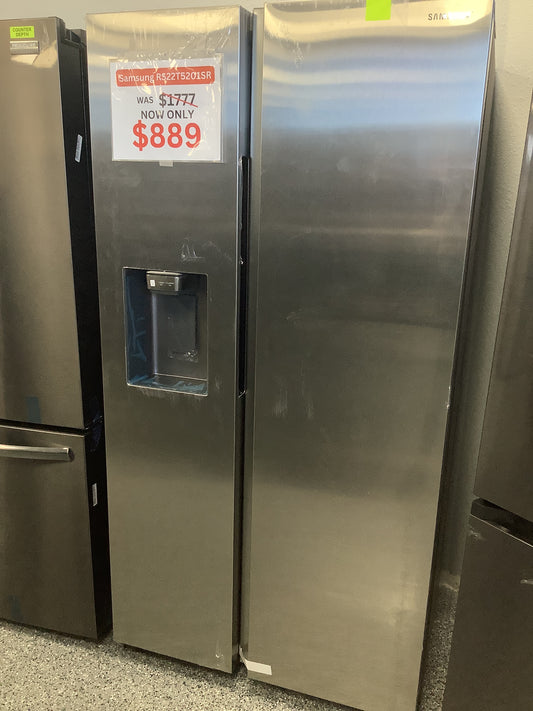 22 cu. ft. Counter Depth Side-by-Side Refrigerator in Stainless Steel