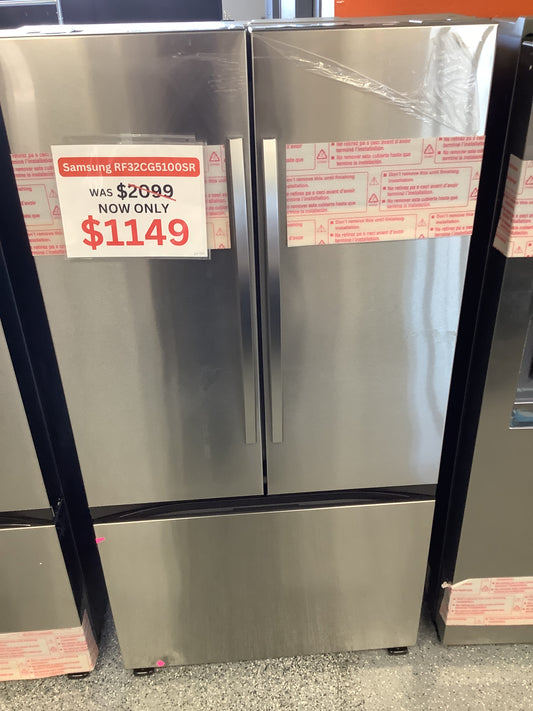 Samsung - 32 cu. ft. 3-Door French Door Smart Refrigerator with Dual Auto Ice Maker - Stainless Steel