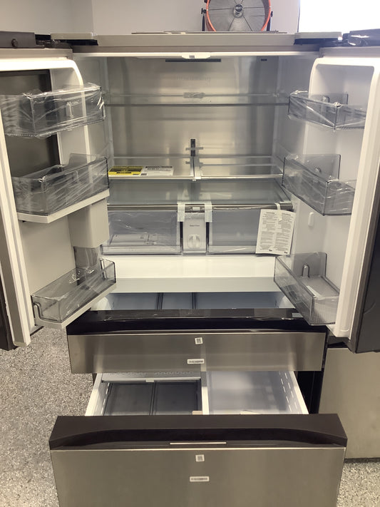 Samsung - Bespoke 29 cu. ft 4-Door French Door Refrigerator with Beverage Center - Stainless steel