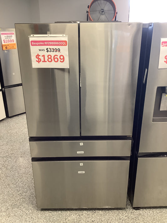 Samsung - Bespoke 29 cu. ft 4-Door French Door Refrigerator with Beverage Center - Stainless steel